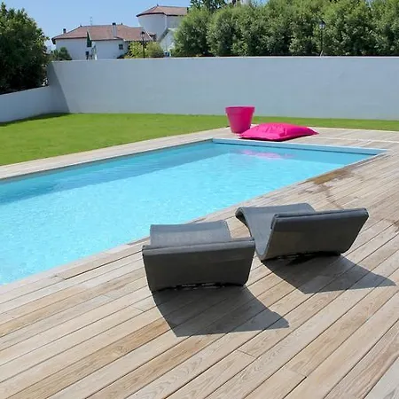 Kosyhome Amaia Villa